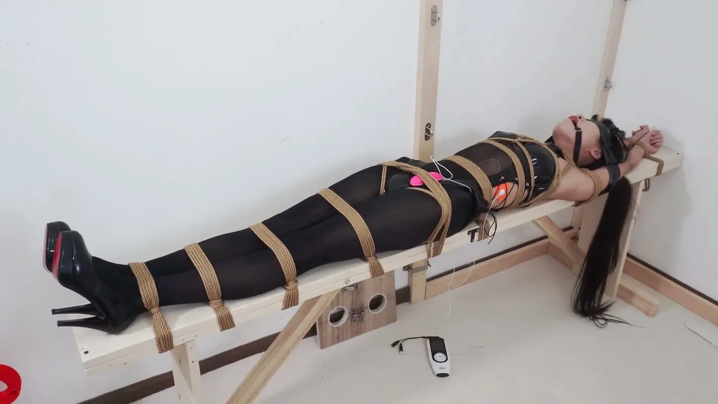 冷与贝SM A173 - 绳艺博主冷与贝