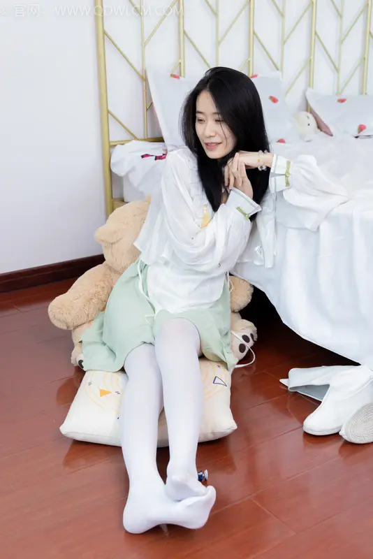 物恋传媒 NO.1547 菜菜-绿野仙踪 - 物恋传媒