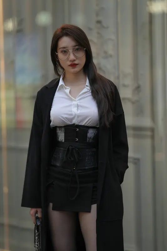 魔镜街拍 NO.160 黑丝大长腿 - 魔镜街拍