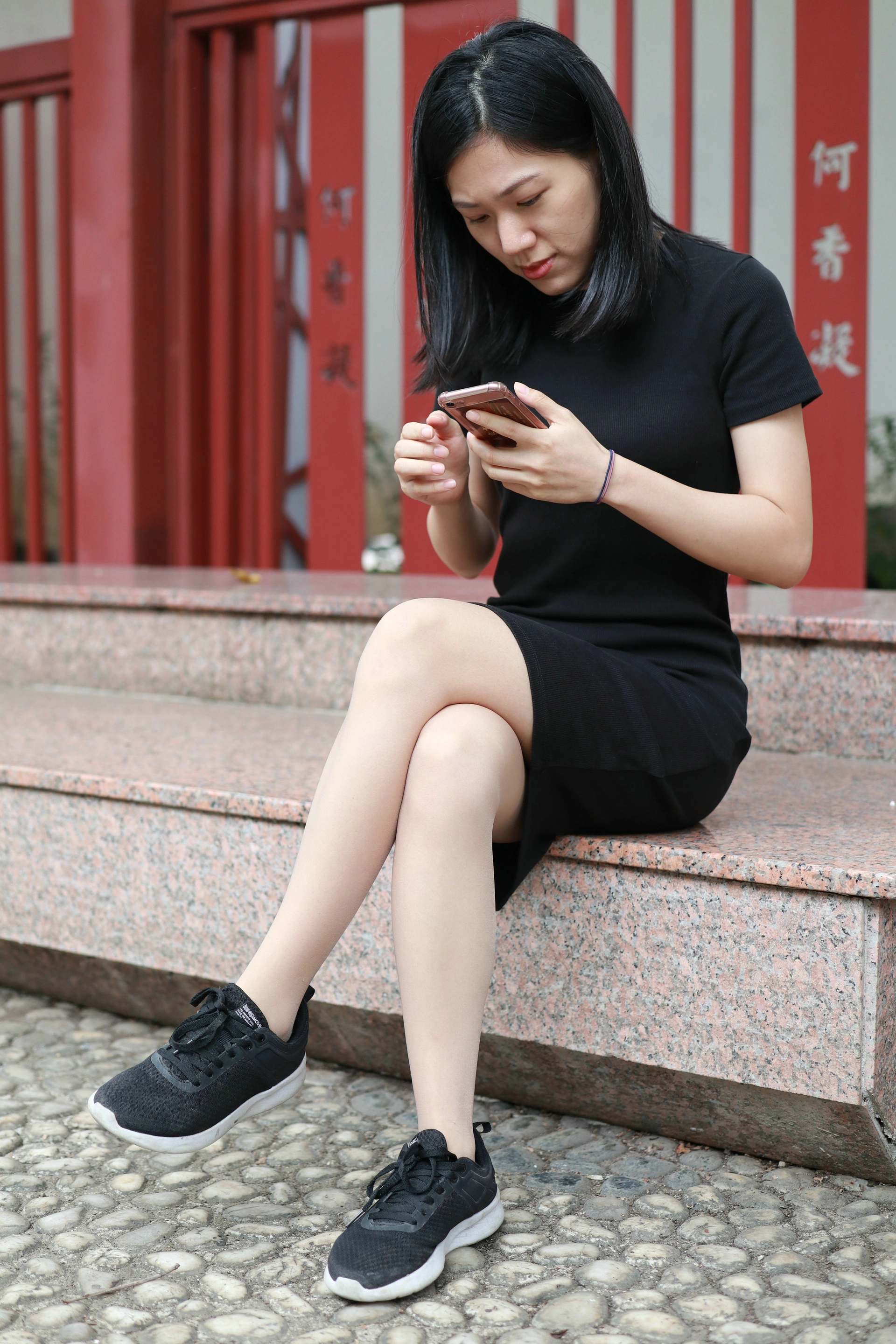 魔镜街拍 NO.166 高跟运动鞋丝袜交互 2