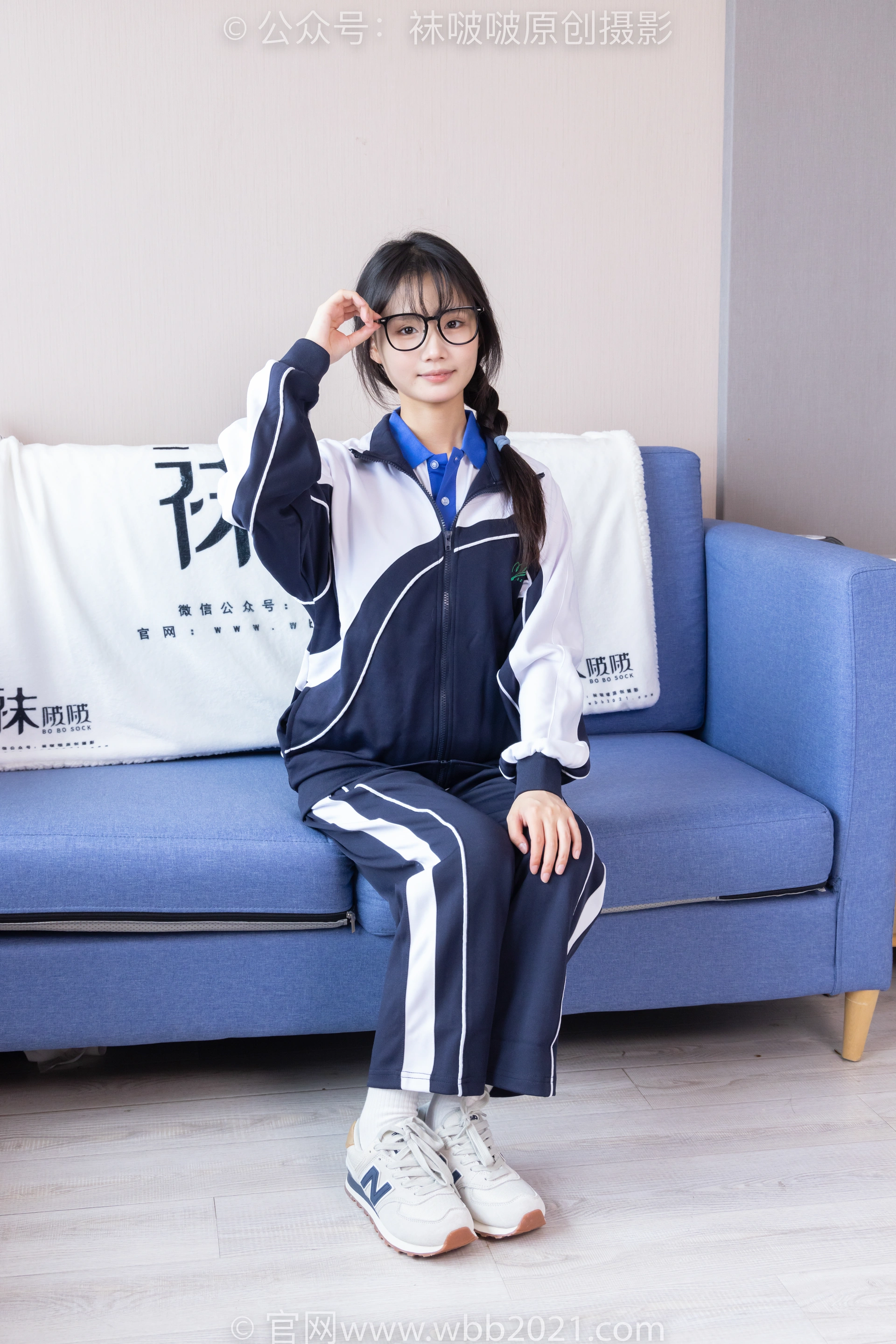 [BoBoSocks袜啵啵] NO.456 甜甜圈-运动鞋、白棉袜、裸足、校服（花絮版） 3